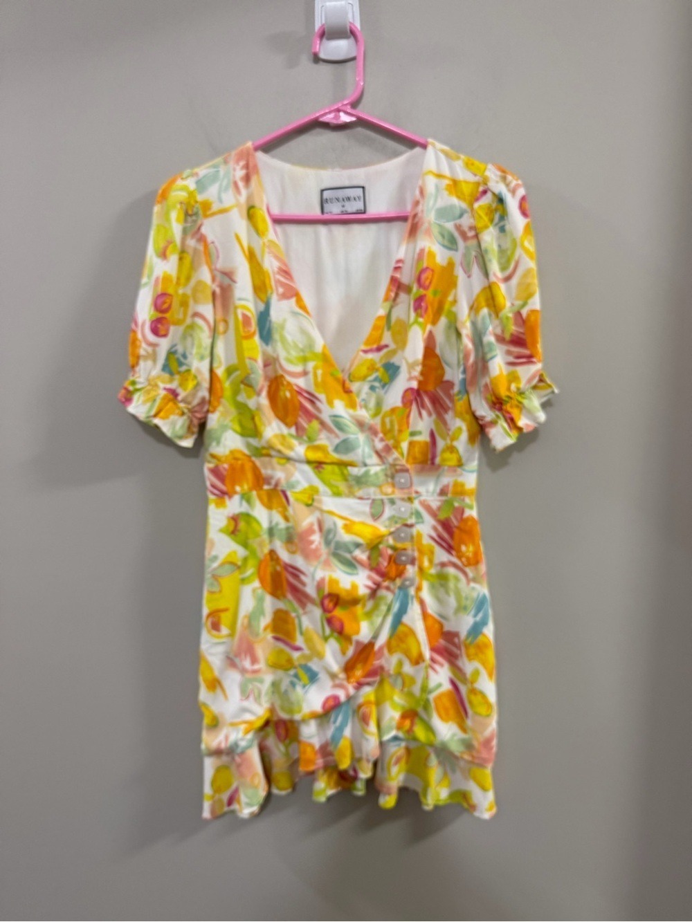 Women's Runaway V-Neck Wrap Zola Mini Dress in Citrus  Print. Size 6 - Picture 3 of 11